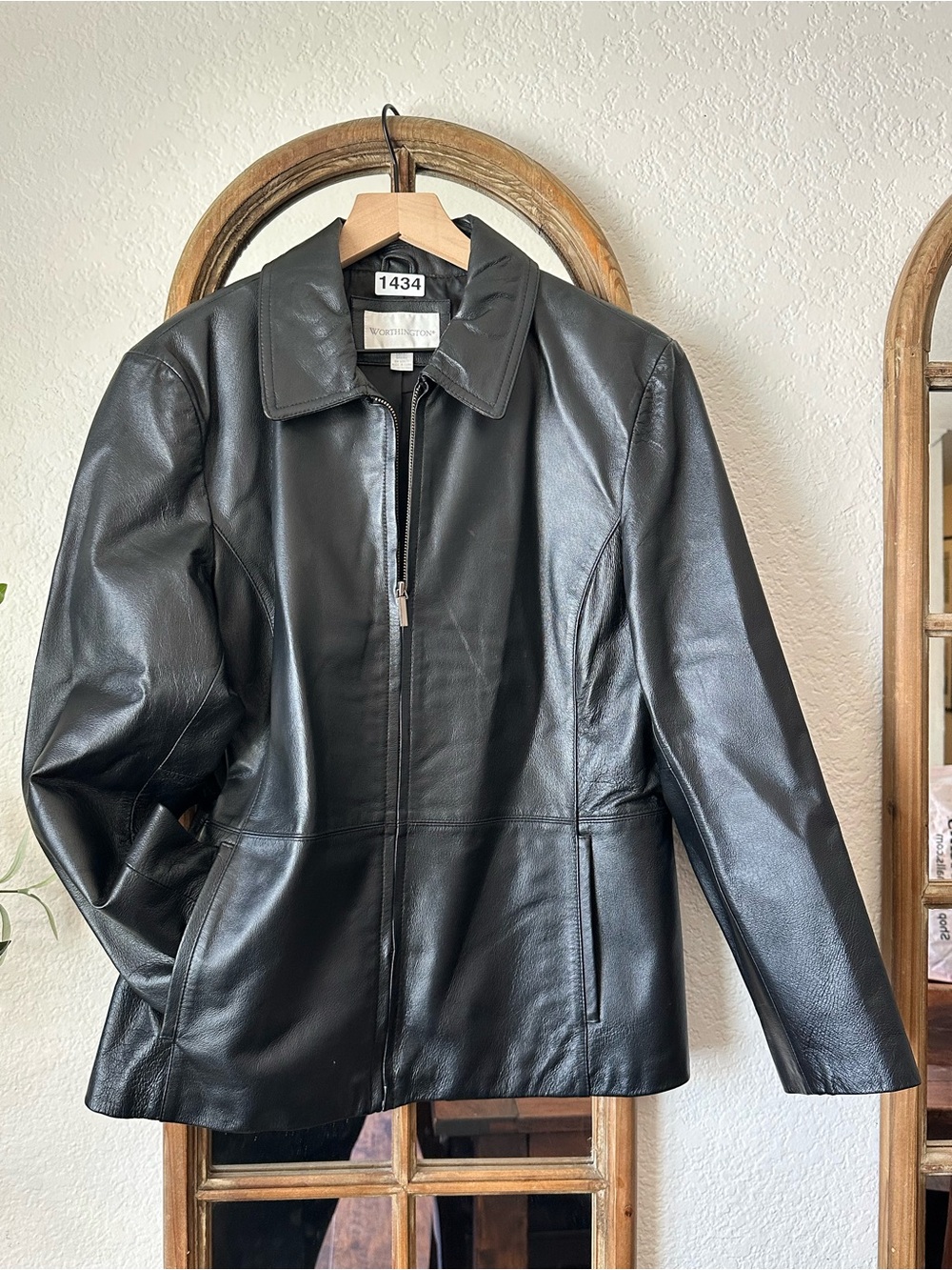 Worthington Genuine Leather Jacket Black Zip Front Tailored Blazer Coat Large - Picture 2 of 9